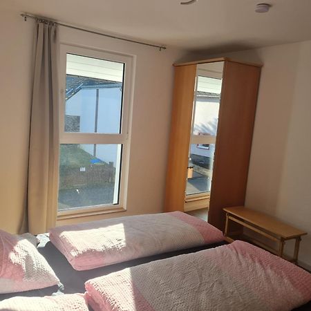 Ferienwohnung Am Rursee Зимерат Екстериор снимка